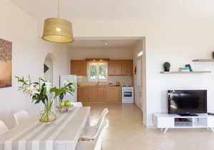Private villa w/Pool, Kids Area, BBQ, Ping Pong Table, suitable for families