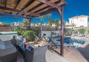 Protaras Holiday Villa MV34 - Modern 3BDR Villa with Pool, 5 min. Walk to the Beach
