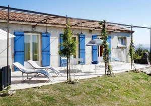 Provencal holiday home with private garden, Bédoin