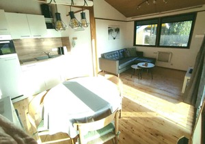 Pure relaxation right by the forest & only 750m to the beach in our retro chalet