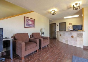 Quality Inn Hays I-70