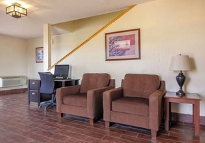 Quality Inn Hays I-70