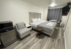 Queen suite in beautiful Radium Hot Springs