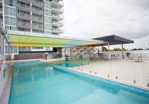 Quest Mackay on Gordon