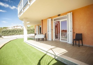 Quiet Flat “Appartamento 2” with Mountain View, Terrace, Garden & A/C