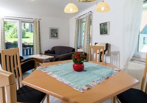 Quietly situated, bright apartment in Baiersbronn with private balcony