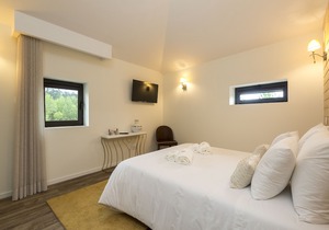 QUINTA DO RIO - Room (D) -Hotel rural - Restaurant- Small. lunch included