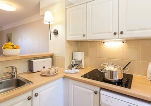Résidence Pierre & Vacances Le Hameau de la Pinède *** - House sleeps 8 - 2 bedrooms + 1 sleeping area - Triplex - Terrace - Air-conditioned