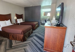Raintree Inn