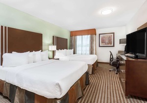 Ramada by Wyndham Carlyle