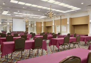 Ramada by Wyndham Rochelle Park Near Paramus