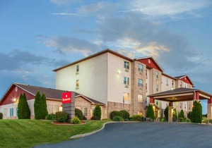 Ramada by Wyndham Sparta At Speedway