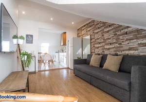 Rato Cozy 3BR w/balcony - by LU Holidays