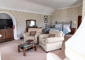 Red Cliff Lodge