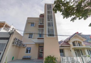 RedDoorz near Soekarno Hatta Airport