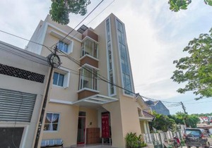 RedDoorz near Soekarno Hatta Airport