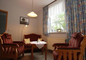 Reihenhaus in Strackholt mit beheiztem Pool