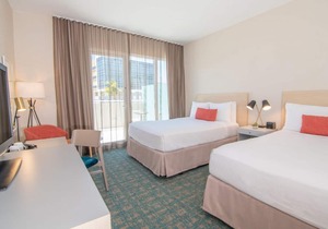 Relax and Unwind! 3 Great Units, Near Museum of Art of Puerto Rico