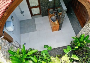 Relaxation and luxury in Jungle Paradise