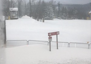 Renovated slope side/view, ski in/out, 2216,slps 6