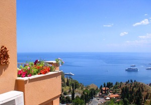 Residence Schuler - Apartment 'C' with sea and Mount Etna view