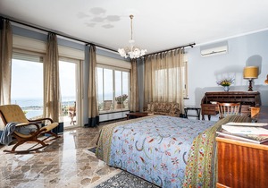 Residence Schuler - Apartment 'C' with sea and Mount Etna view