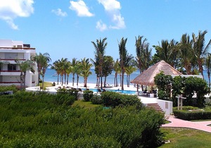 Residencias Reef 8230. Heated Pools, Jacuzzi, Beach Views, Free Wi-Fi!