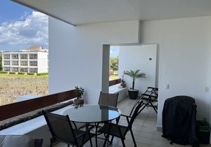 Residencias Reef- Beach & Pool Front. Private Condo. Large 3 King Bedroom