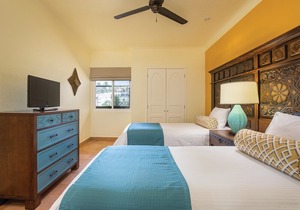 Resort & Location is everything you are dreaming about !