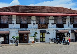 RF ANICETO MANSION