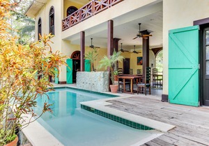 Riverfront Suite, Lovely View, Partial AC, WiFi & Pool