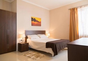 Riviera Holiday Apartments - Seafront - Wifi
