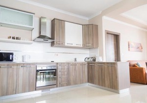 Riviera Holiday Apartments - Seafront - Wifi