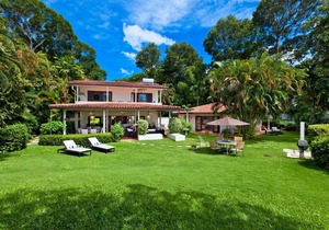 Romantic Beachfront - Church Point 4 (2 bed)