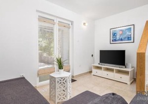 Rona Apartment Flower 1 and Flower 2