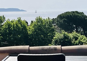 Rooftop house - 100m2 sea view 50m from D-Day beaches and town center