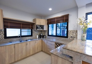 Rooftop Villa - Brand New 3BR Villa