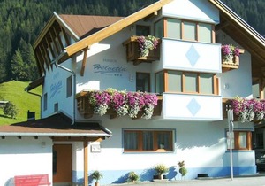 Room 103 - Pension Helvetia