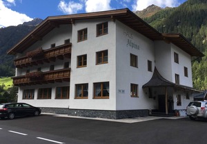 Room 207 - Haus Alpina *