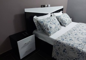 Room in Guest room - Royal Blue Guest House Bar