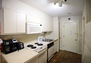 Roomy Vacation Condo in Inns of Waterville Valley, NH to enjoy all seasons! (308)
