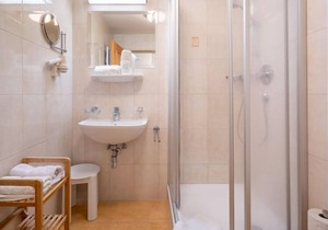 Rosa by Interhome
