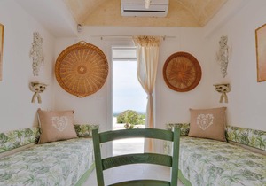 Roundhouse (Trullo) with pool and sea view - Trullo Albamarina