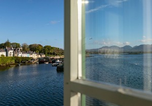 Roundstone Quay House
