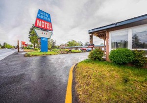 Royal Gateway Motel by OYO