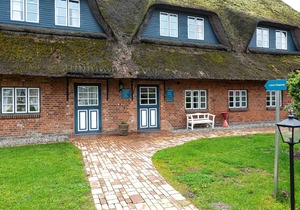 Rural charm, relaxed living under thatch in the old farmhouse