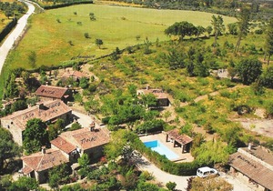 Rural Farmhouse in Valencia de Alcántara with Pool