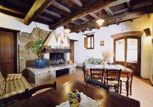 Rustic Stone Farmhouse in Proceno