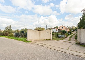 Rustic Villa in Santa Giusta with Garden