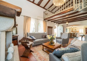 Rustical Villa Allure with Private Pool, BBQ and Children Playground